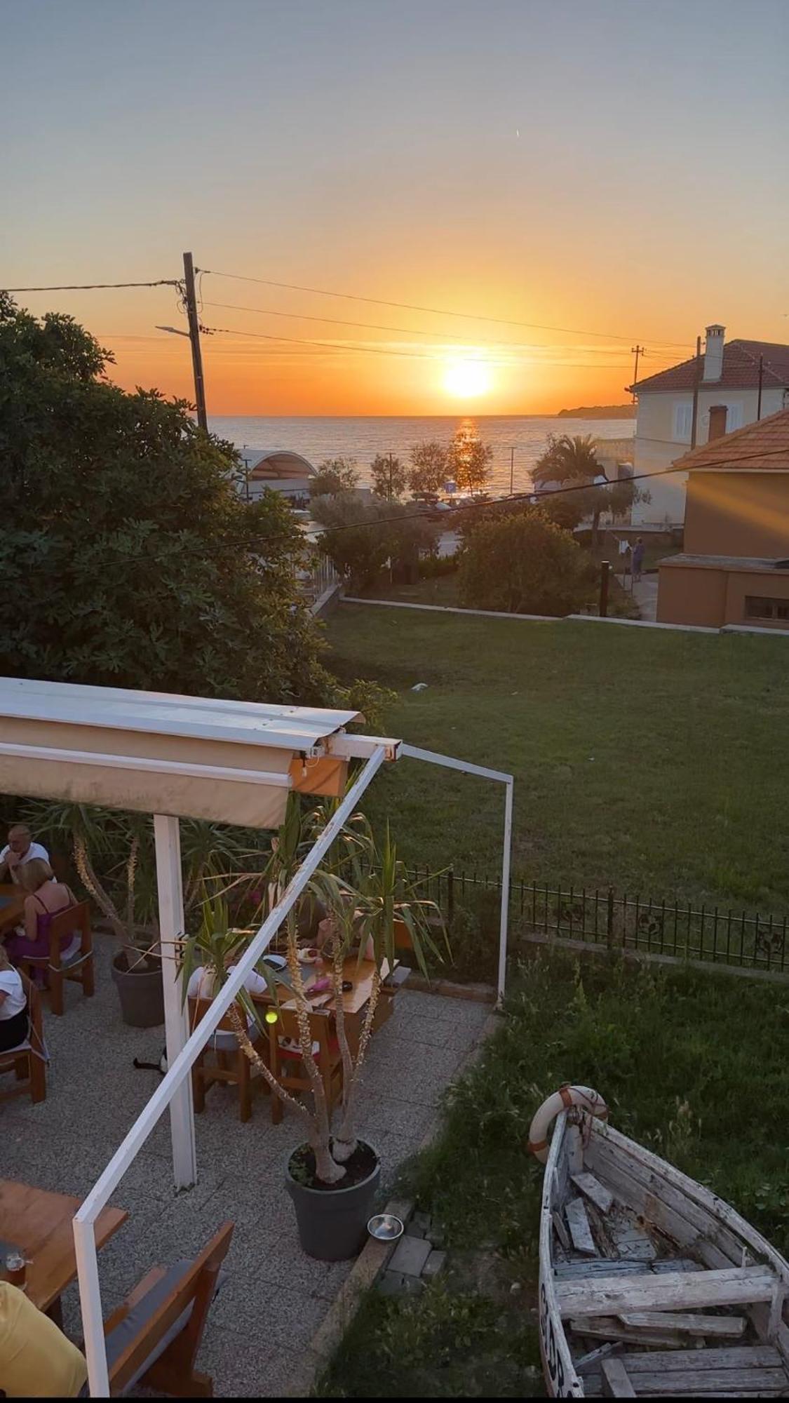 Apartment And Sidro