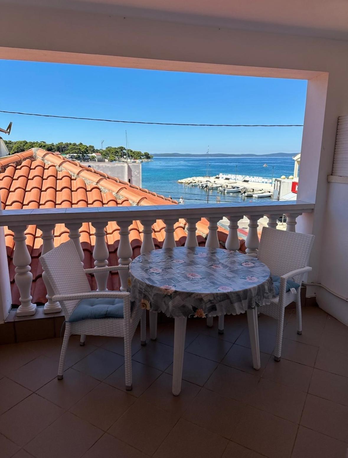 And Sidro Apartment Petrcane