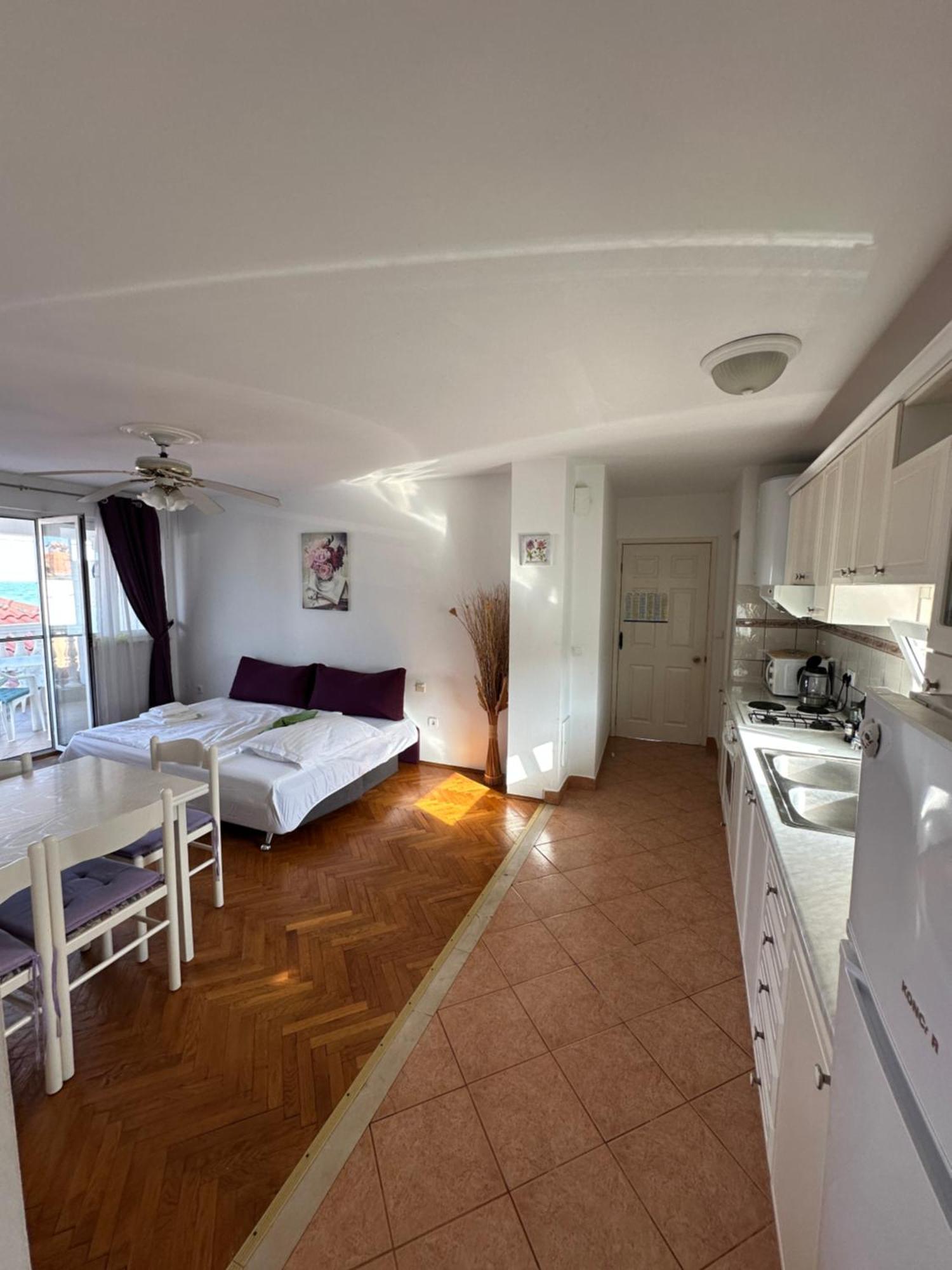 And Sidro Appartement Petrčane
